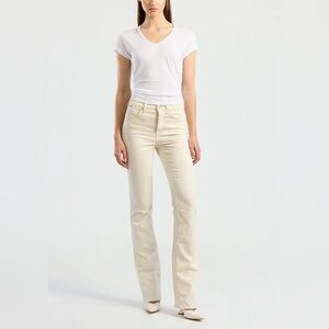 Cotton Citizen Standard V-Neck Tee in White Size Large (NWT)